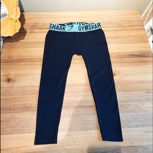 GYMSHARK crop fit leggings. RARE